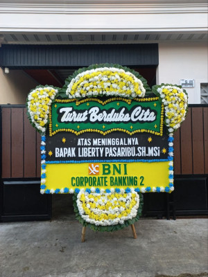 Papan Bunga Duka di Perbaungan
