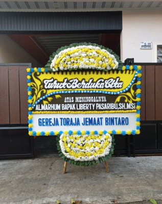 Papan Bunga Duka di Perbaungan